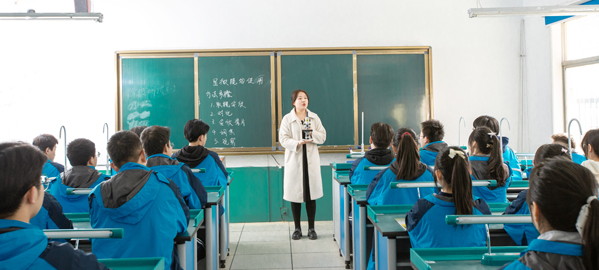 子洲引入导师机制，准确把握考试方向