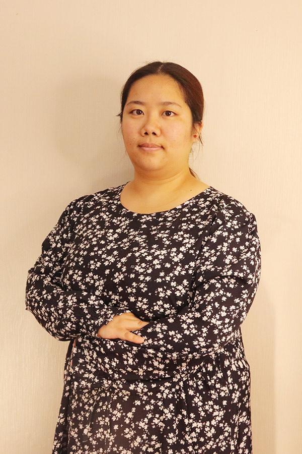 子洲候洋  本科学历，优秀班主任